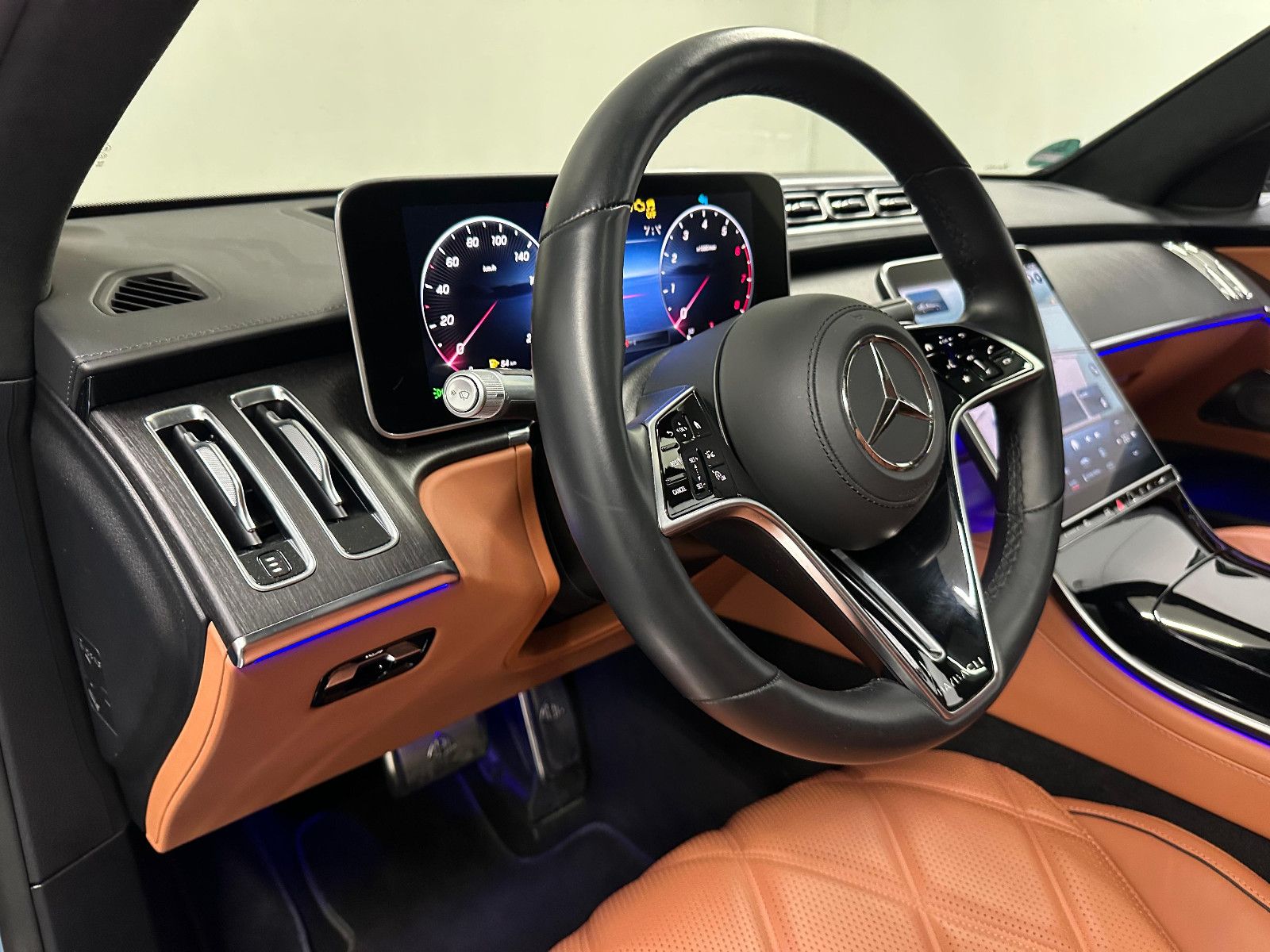 Fahrzeugabbildung Mercedes-Benz S 680 Maybach *PANORAMA*EXKLUSIV*MANUFAKTUR*