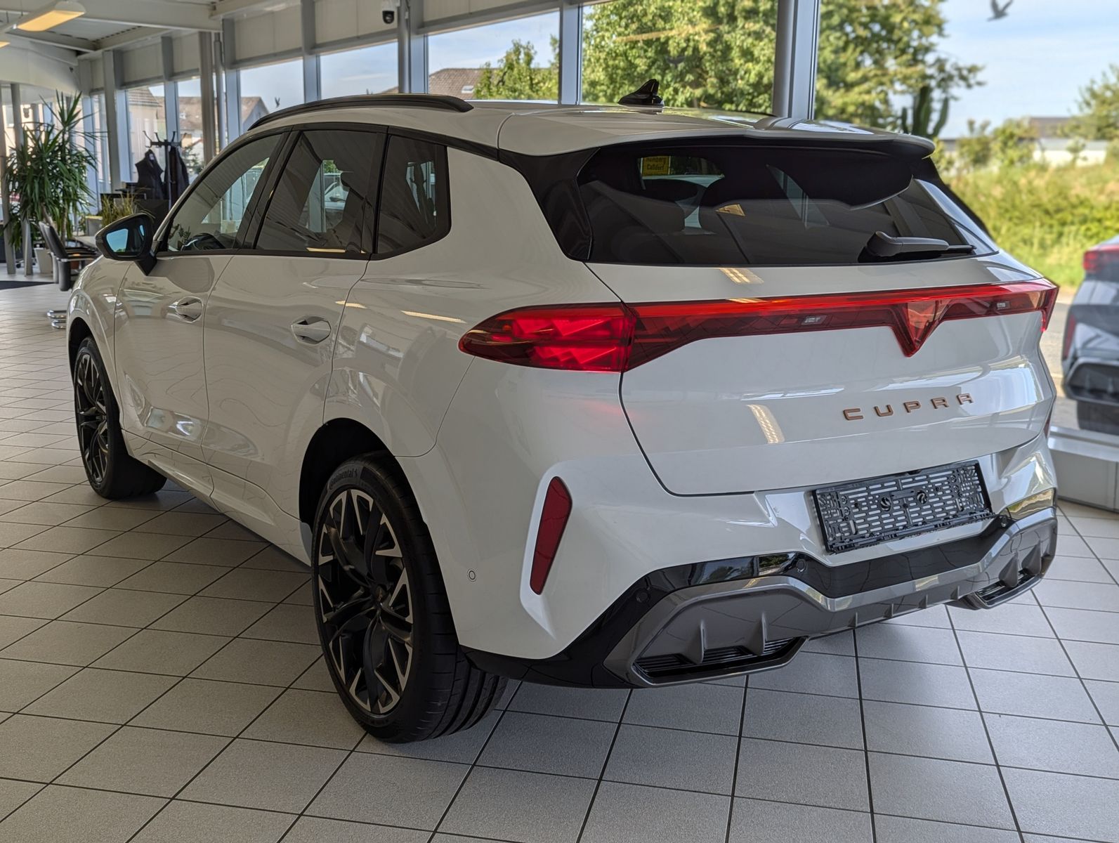 CUPRA Terramar 2.0 VZ 4D Drive-XL HUD Matrix Pano 20" - Image 5
