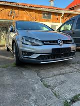 Volkswagen Golf 2.0 TDI 135kW DSG 4MOTION BMT Alltrack ...