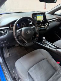 Toyota C-HR - 9