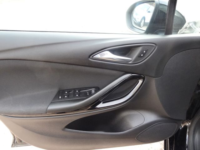 Fahrzeugabbildung Opel Astra K Lim. 5-trg. ON/Kamera/2.Hd/LED/SitzH/