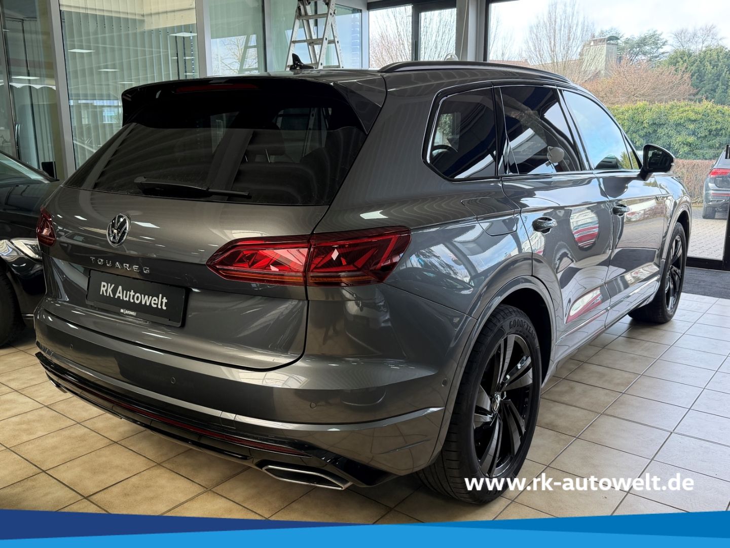 Volkswagen Touareg R-Line 4Motion R-Line Sportpaket Luftfed foto 2