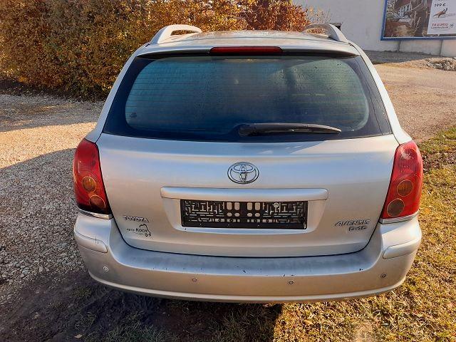 Toyota Avensis 2006 — photo 11