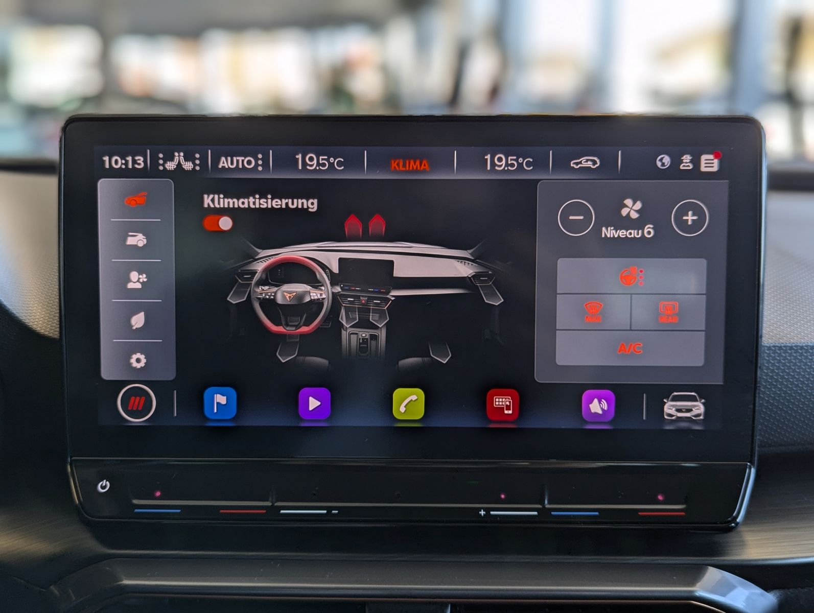 Fahrzeugabbildung CUPRA Leon 1.5eTSI DSG Matrix Cam Vision+ el. Heck AHK