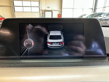 BMW 318 d Limousine *2. Hand*Bi-Xenon*Navi*Klima*SHZ