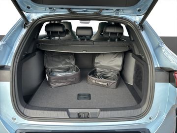 BYD Seal U EV Design HUD+KeyLess+LED+Pano+SD+SHZ