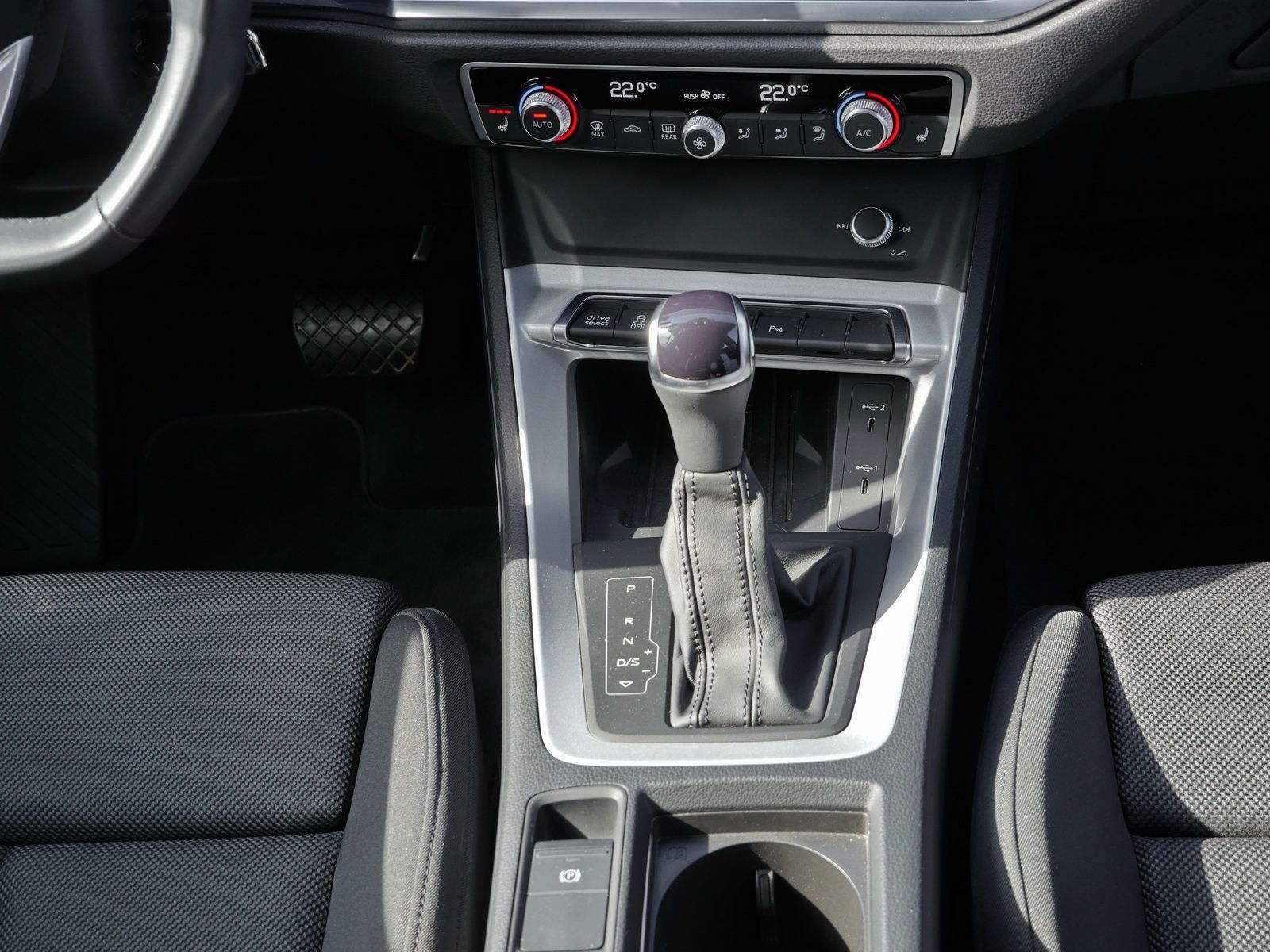 Audi Q3 Sportback 35 TDI S line LED*AHK*EPH*ACC foto 7