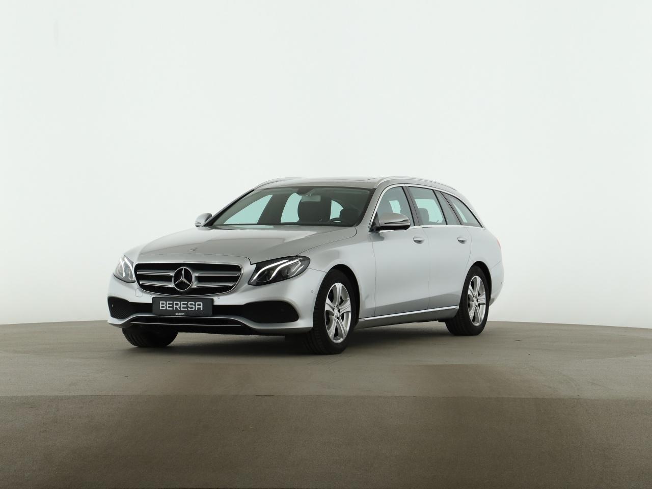 Mercedes-Benz E 250 T Avantgarde Schiebedach LED Kamera