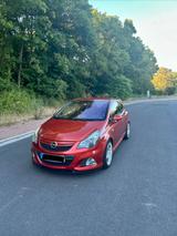 Opel Corsa 1.6 Turbo OPC Nürburgring Edition - Opel Corsa mit Benzin-Antrieb: Opc Nuerburgring Edition