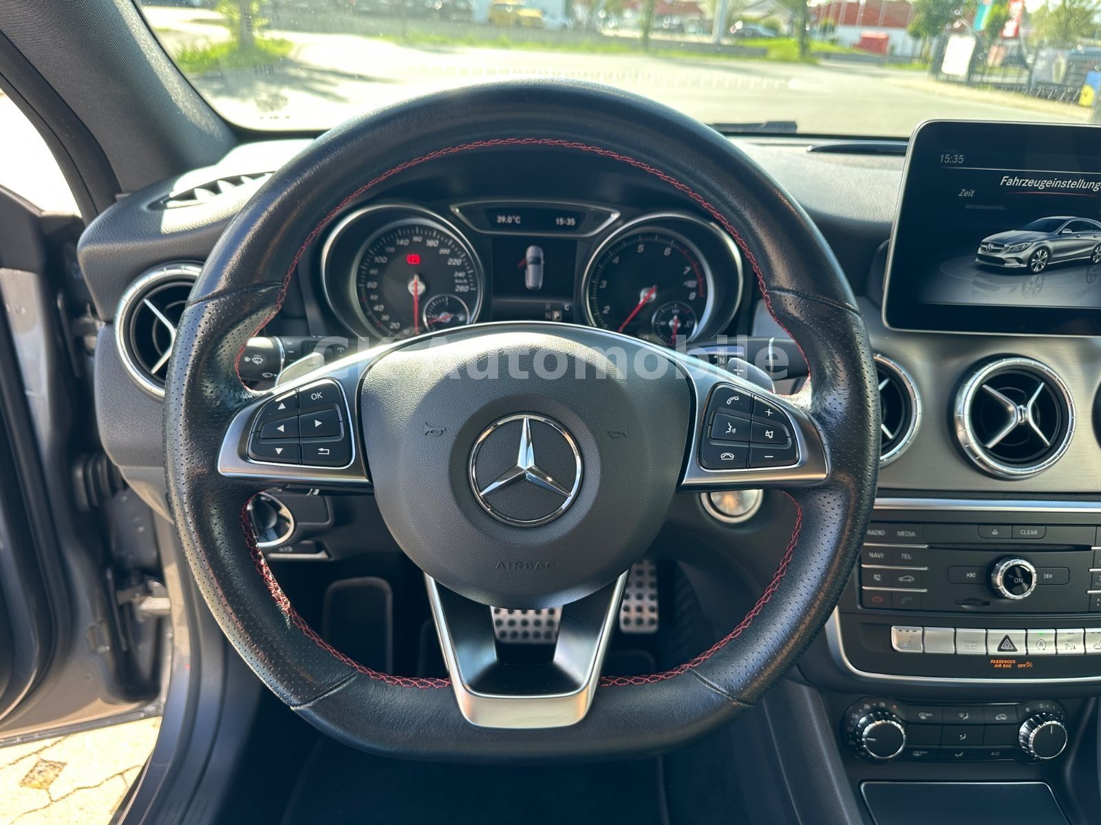 Fahrzeugabbildung Mercedes-Benz CLA 250 Shooting Brake AMG-Line/Navi/LED/ACC/Kam