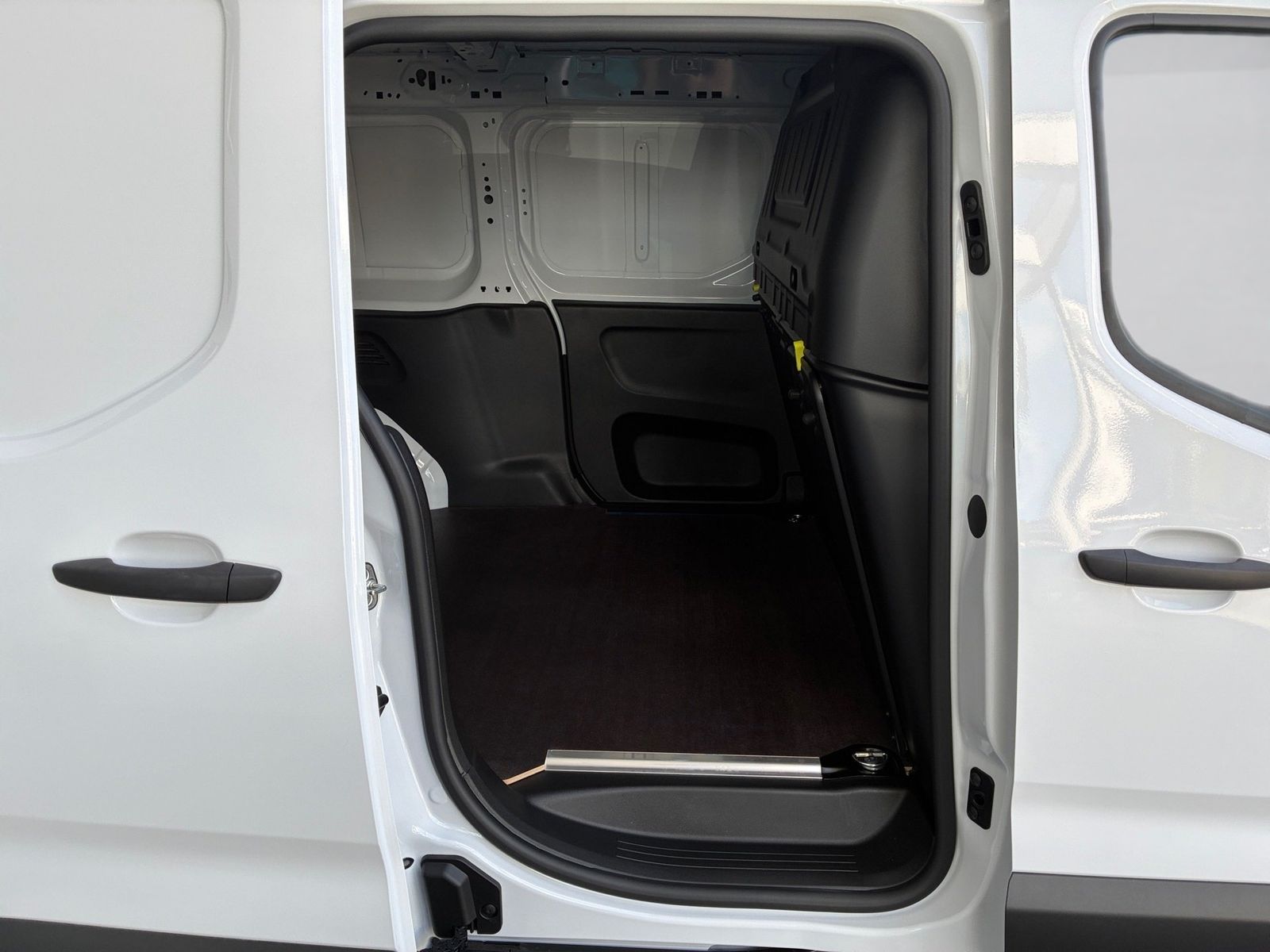 Fahrzeugabbildung Opel Combo E Cargo 1.5 D Basis erhöhte Nutzlast XL