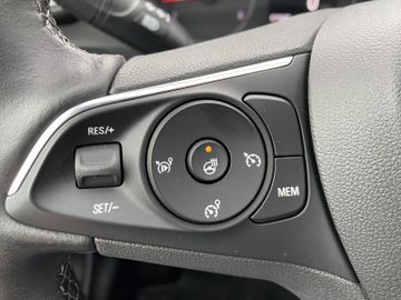 Bild 13 Opel Crossland (X) Crossland Elegance AT/NAV/PDC vo+hi+Cam/SHZ+LHZ