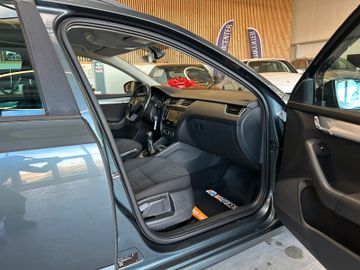 Skoda Octavia Combi Ambition *2. Hand*Klima*SmartLink*