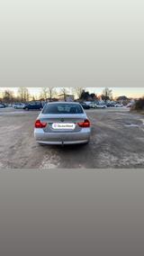 BMW  E90 i318 - gebrauchte BMW 318 aus dem Jahr 2007