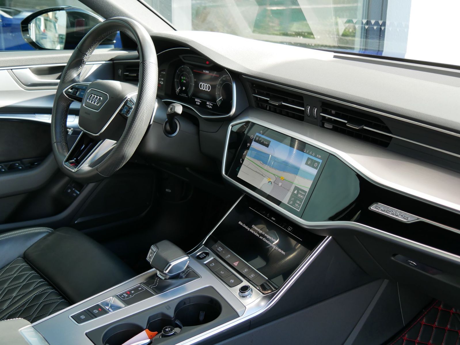 Fahrzeugabbildung Audi A6 55 TFSI e quattro sport MATRIX LED 21" B&O