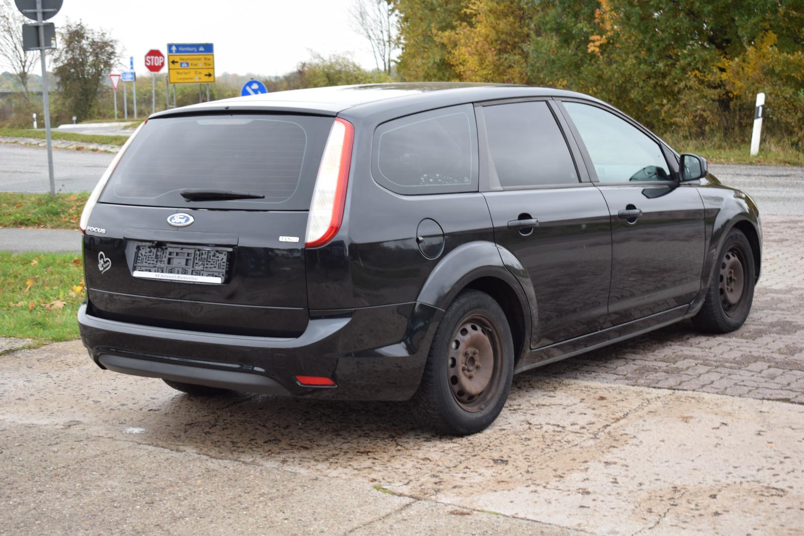 Ford Focus 2009 — photo 7