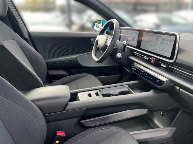 Fahrzeugabbildung Hyundai IONIQ 6 Basis Elektro Navi Digitales Cockpit LED