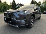 Toyota RAV 4 2.5 Hybrid Club Auto AWD  - Toyota RAV 4 mit Benzin-Antrieb: Allradantrieb, Geländewagen, Automatik