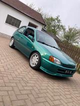 Toyota Starlet 1.3 - - Toyota Starlet mit Benzin-Antrieb