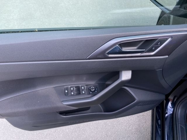 Polo Highline 1.0 TSI DSG Navi*AHK*LED