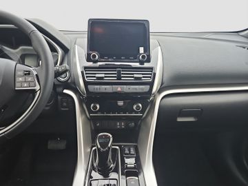 Mitsubishi Eclipse Cross - 11