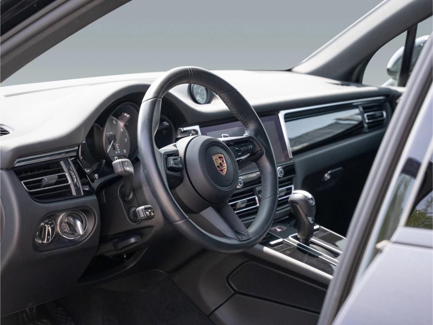Porsche Macan S AHK Abstandsregeltempostat 21'' BOSE