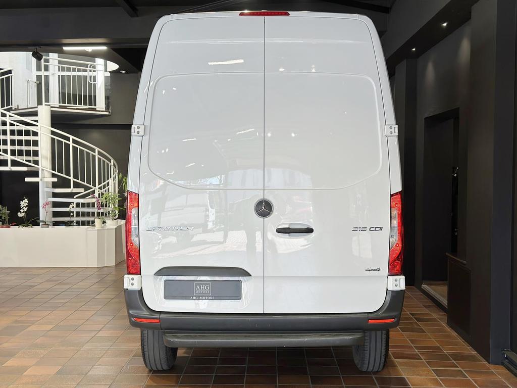 Mercedes-Benz Sprinter