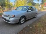 Nissan Primera 2,0l Automatik - Nissan Primera mit Benzin-Antrieb: Automatik