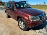 Jeep Grand Cherokee Laredo 4.0 Auto Laredo - Jeep Grand Cherokee aus 2000