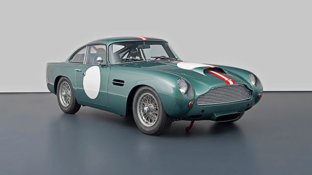 Aston Martin DB4 GT Continuation