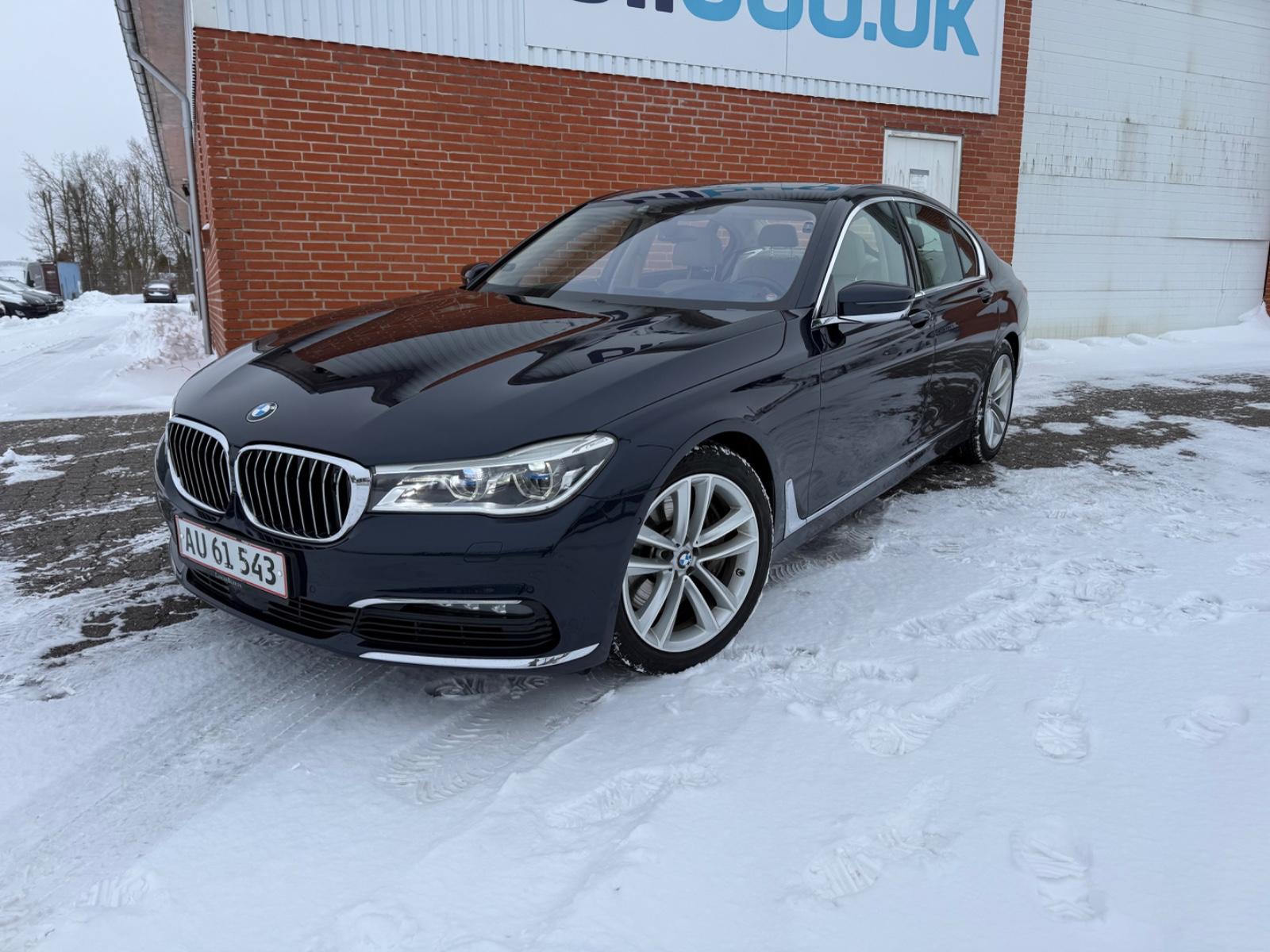 BMW 750i xDrive SEDAN STEPTRONIC, VOLL VOLL