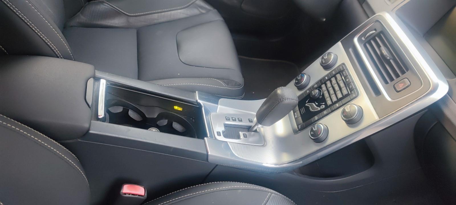 Volvo V60 D3 Geartronic RDesign