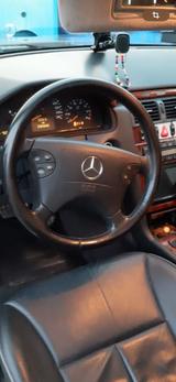 Mercedes-Benz Mercedes e280 4 matic (s210) zu verkaufen - Mercedes-Benz E 280 in Düsseldorf