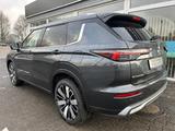 Mitsubishi Outlander 2.4L PHEV TOP Luxury-Paket 2-Farb*4WD* - Mitsubishi Outlander: Phev