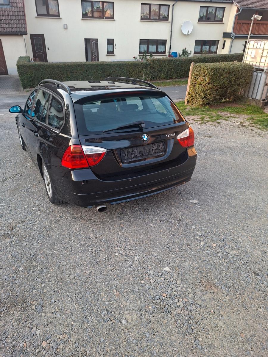 BMW 318 2006 — photo 6