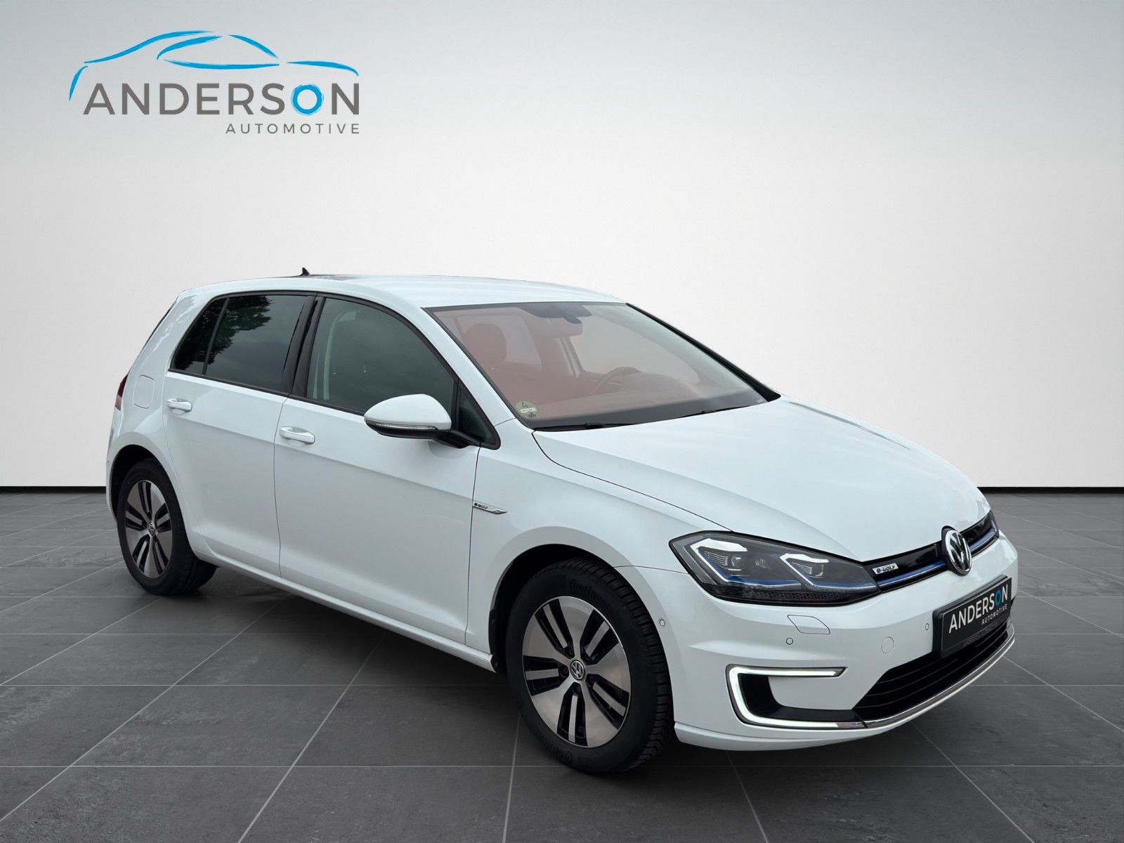 Fahrzeugabbildung Volkswagen GOLF E COMFORT VIRT KAM SHZ LED ALLWET PDC