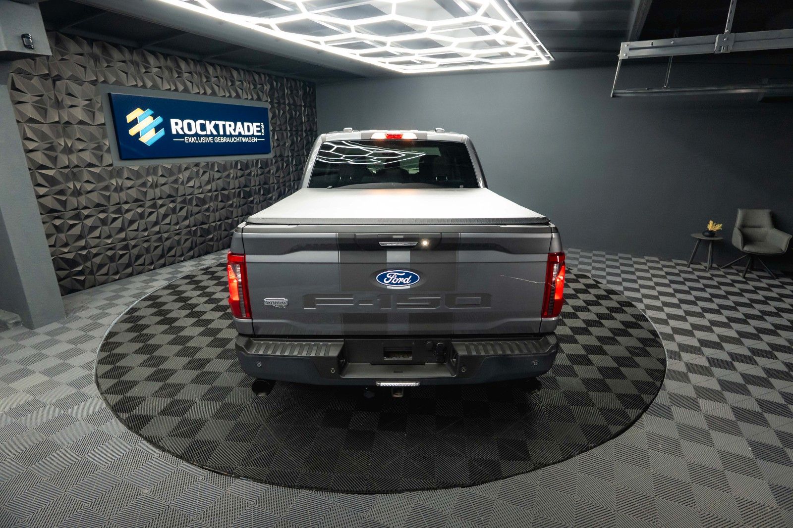 Fahrzeugabbildung Ford F150 5.0L V8 4x4 Offroad SuperCrew RAPTOR 19%