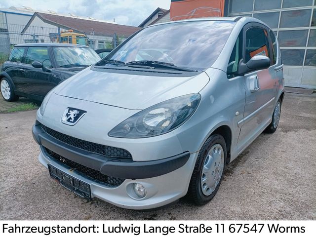 Peugeot 1007 Sport/Klimaauto./Autom./Anhängerkupplung