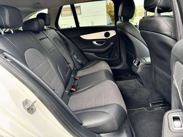 Mercedes C 250 - 12