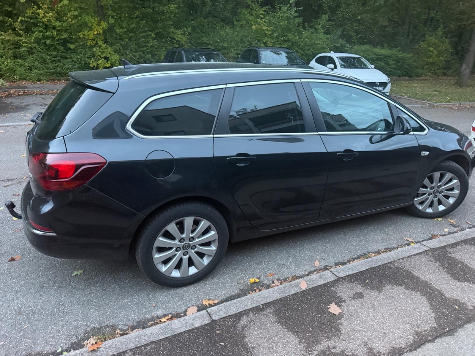 Opel Astra 2014 — engine 1.598 cm³, 136 HP (100kW)