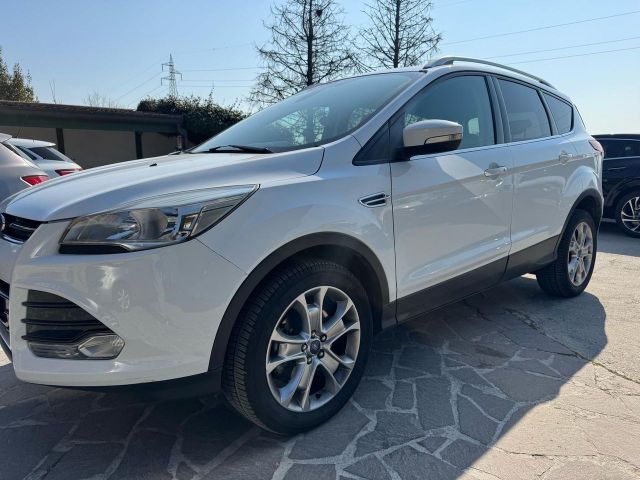 Ford Kuga 2.0 TDCI 163 CV 4WD Powershift Titaniu