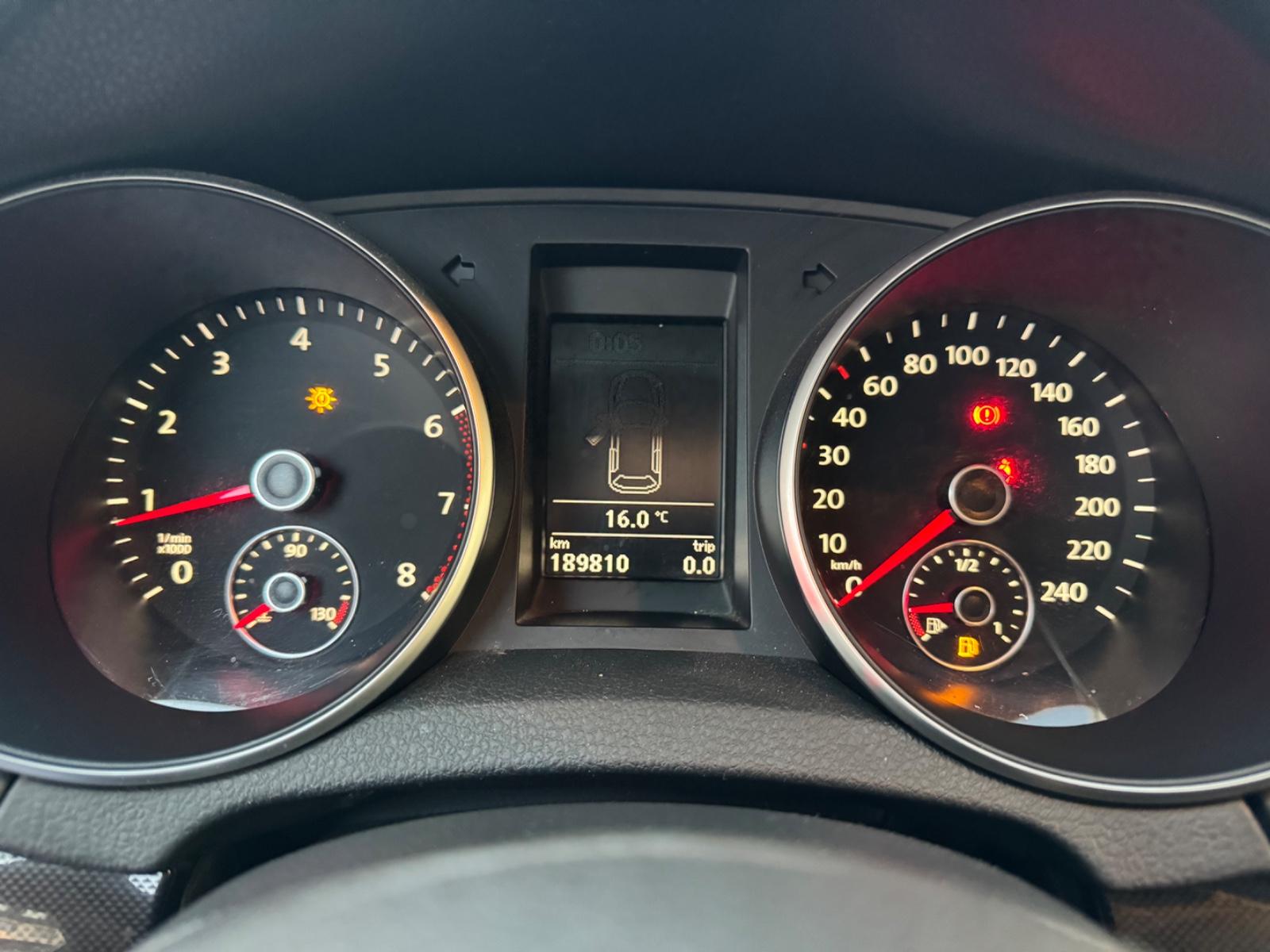 Volkswagen Golf 2010 — photo 11