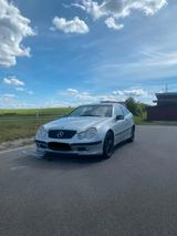 Mercedes-Benz CL 200 - silberne Mercedes-Benz CL 200