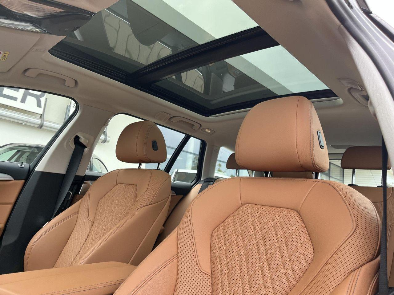 BMW 530e Tour HUD Pano Laser SpoSi RFK HiFi LiveProf
