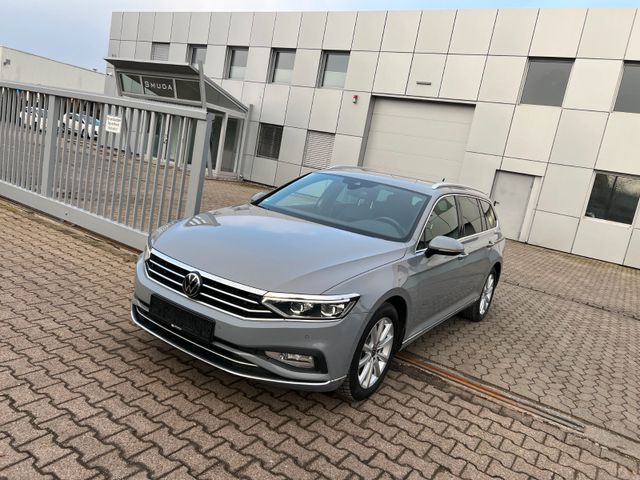 Volkswagen Passat Elegance AHK*ACC*DSG*NAVI*VIRTUAL*LANE*