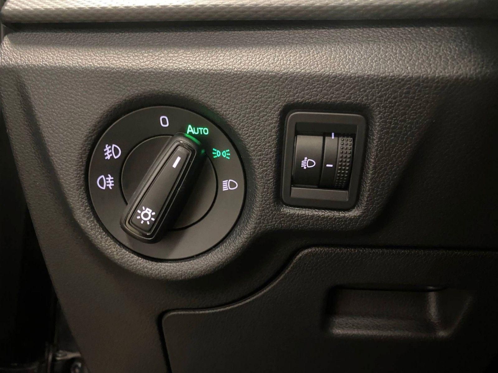 Fahrzeugabbildung SKODA Kamiq 1.0 TSI DSG Essence+GARANTIE 2031+100tKM++