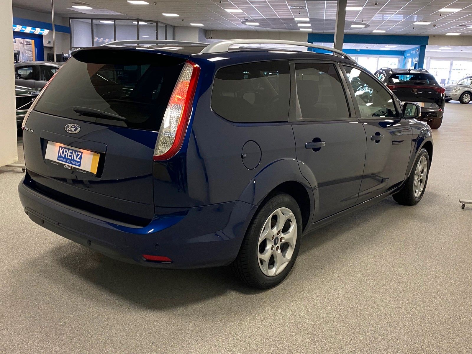 Fahrzeugabbildung Ford Focus 1.6 Turnier+NAVIGATION+GARANTIE+PDC+KLIMA+