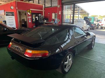 1988 Porsche 928 照片 5