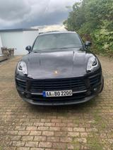 Porsche Macan . 2,0 - Porsche: 2.0