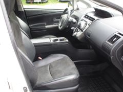Fahrzeugabbildung Prius+ Comfort 7-Sitzer 1 Hand LED Keyless Entry